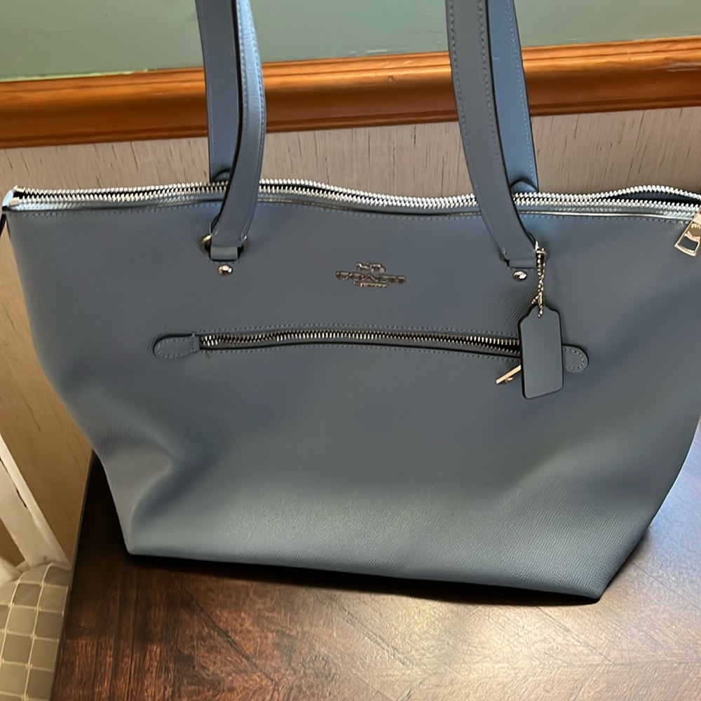 Coach shoulder bag